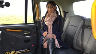 Free 4K porn with Sahara Knite's Deepthroat Adventure only on TREXPORN.NET