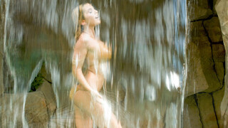 Free 4K porn with MILF Christie Stevens Gets Nasty in The Pool with Chad White only on TREXPORN.NET