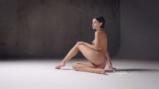 Free 4K porn with Skinny Brunette Ariel in a Hot Fantasy Photo Shoot only on TREXPORN.NET