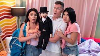 Hot 4K porn - Fucking the Haunted Brunette Dummy for free on TREXPORN.NET