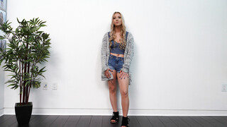 Hot 4K porn - Auditioning Miley's Skills for free on TREXPORN.NET